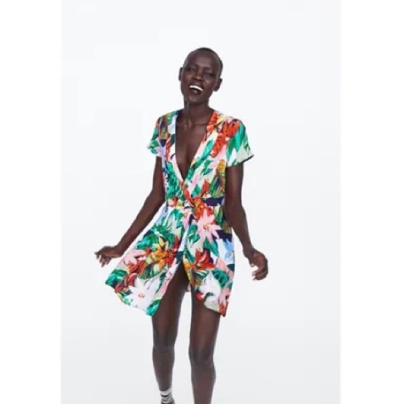 Zara Floral Print Dress - European Summer Vacation - Picture 2 of 12